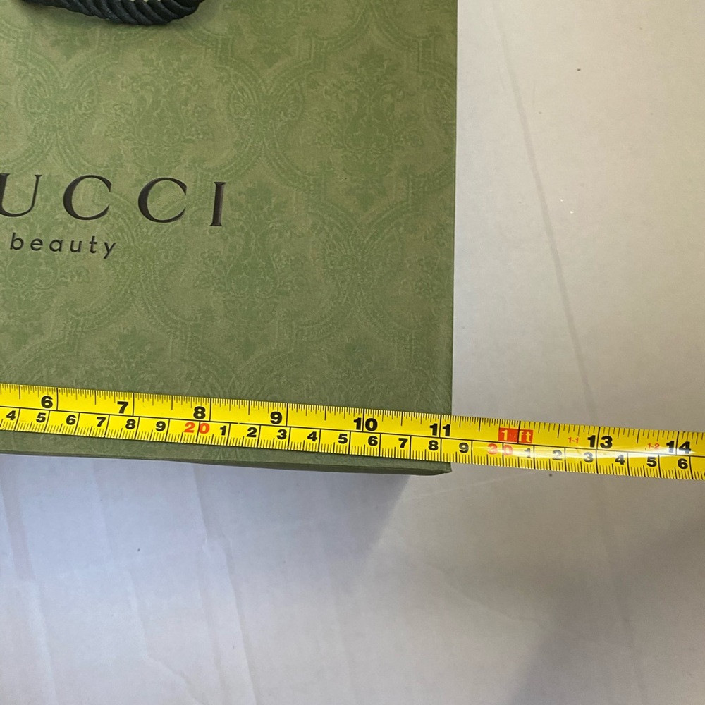 Gucci Green Paper Shopping Bag - Picture 7 of 8